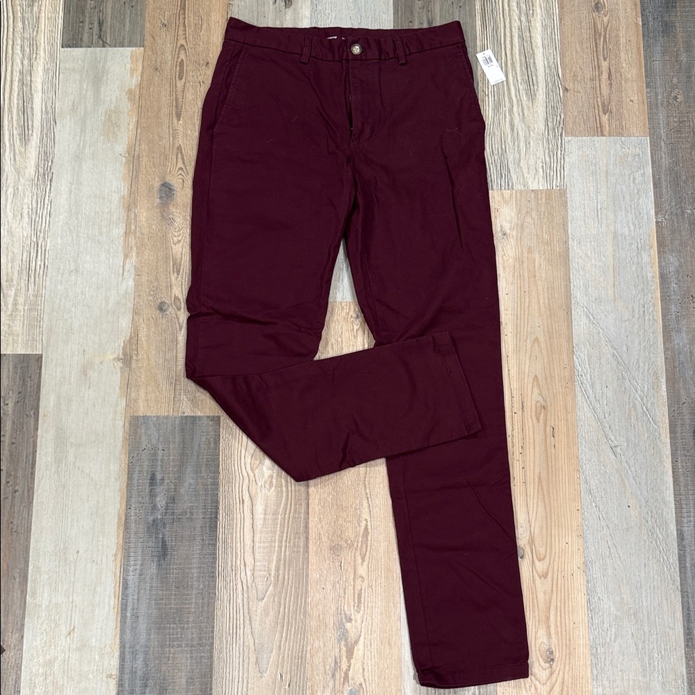 Old Navy Men's Burgundy pants